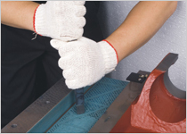 精湛的鏟花技術(shù)，滑道接觸承受面經(jīng)過(guò)精雕細琢，精度越持久。